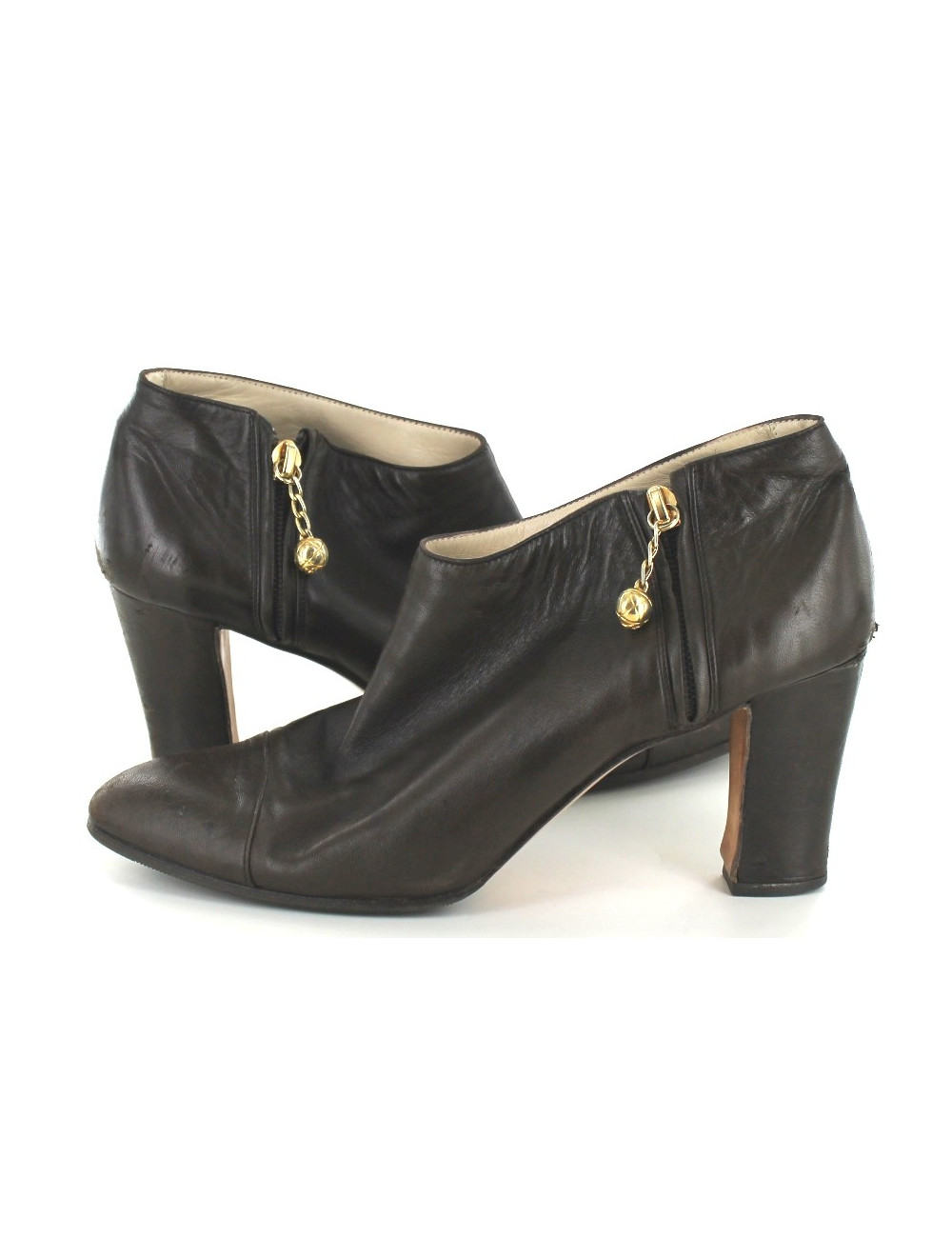 Bottines CHANEL en cuir marron foncé T 37,5