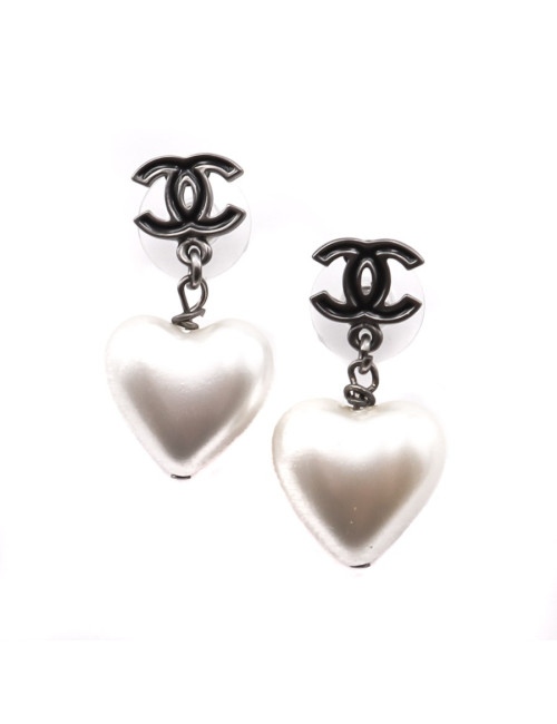 Boucles d'oreille coeur CHANEL