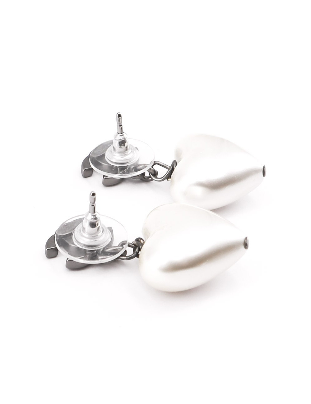 Boucles d'oreille coeur CHANEL