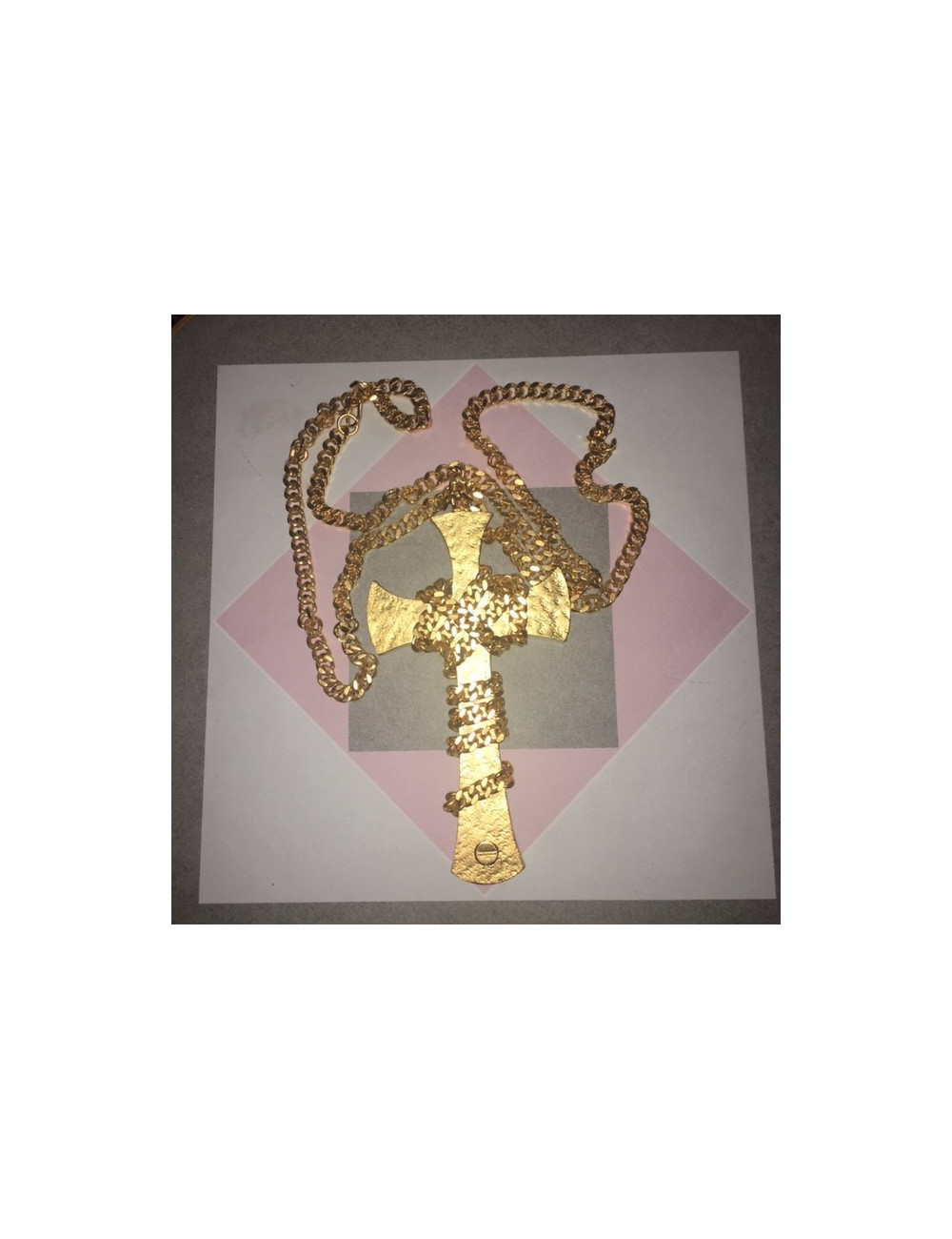 MARGUERITE DE VALOIS chained gilded cross necklace