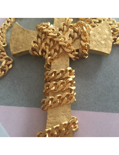 MARGUERITE DE VALOIS chained gilded cross necklace