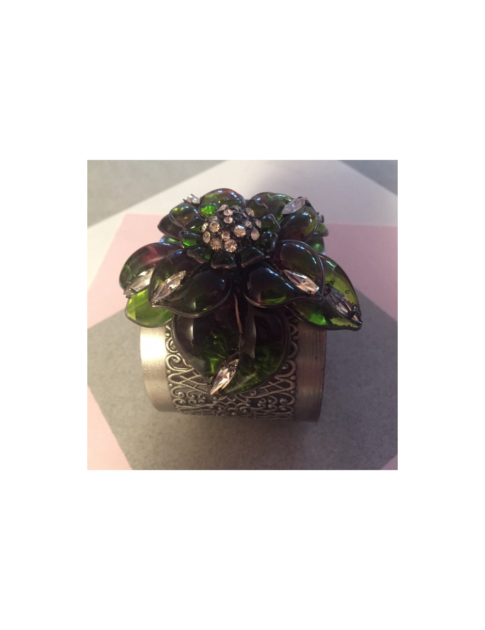 Manchette fleur MARGUERITE DE VALOIS 