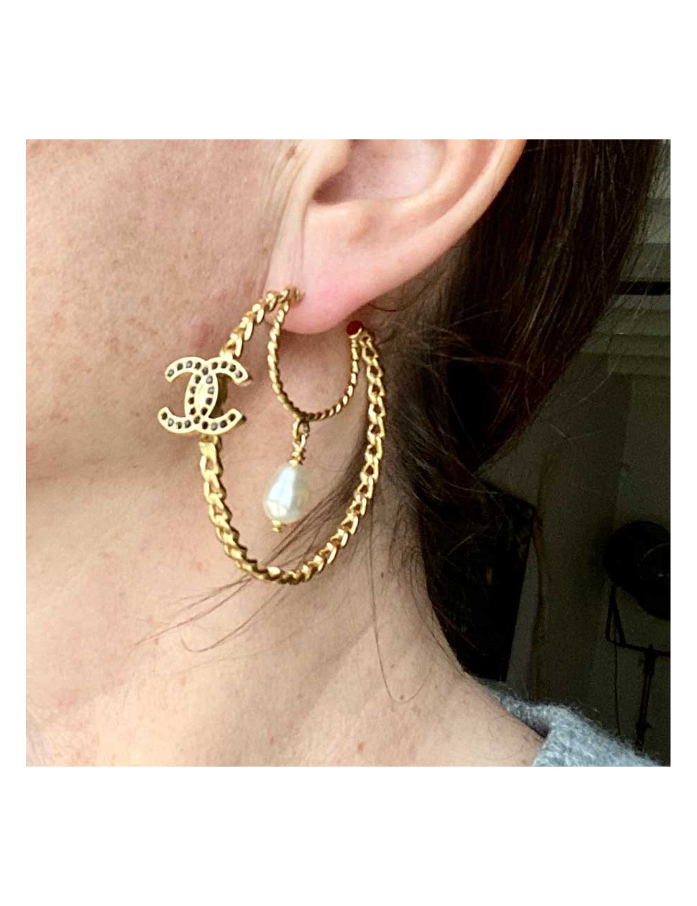 Créoles CHANEL strass et perles nacrées