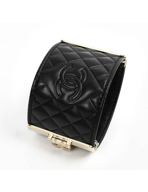Manchette matelassée CHANEL noire