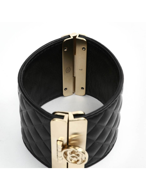Manchette matelassée CHANEL noire