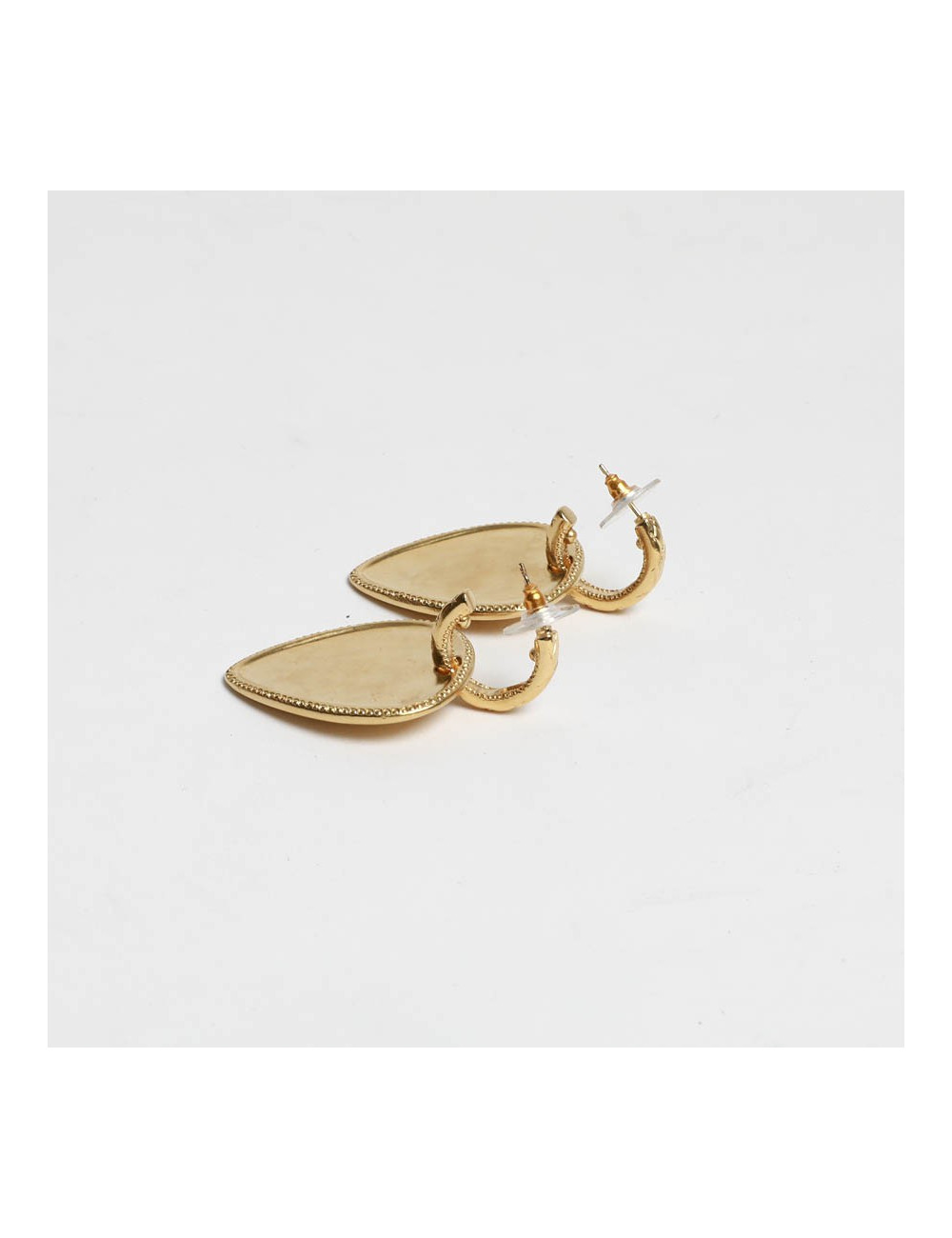 Clous d'oreille CHANEL pendantes