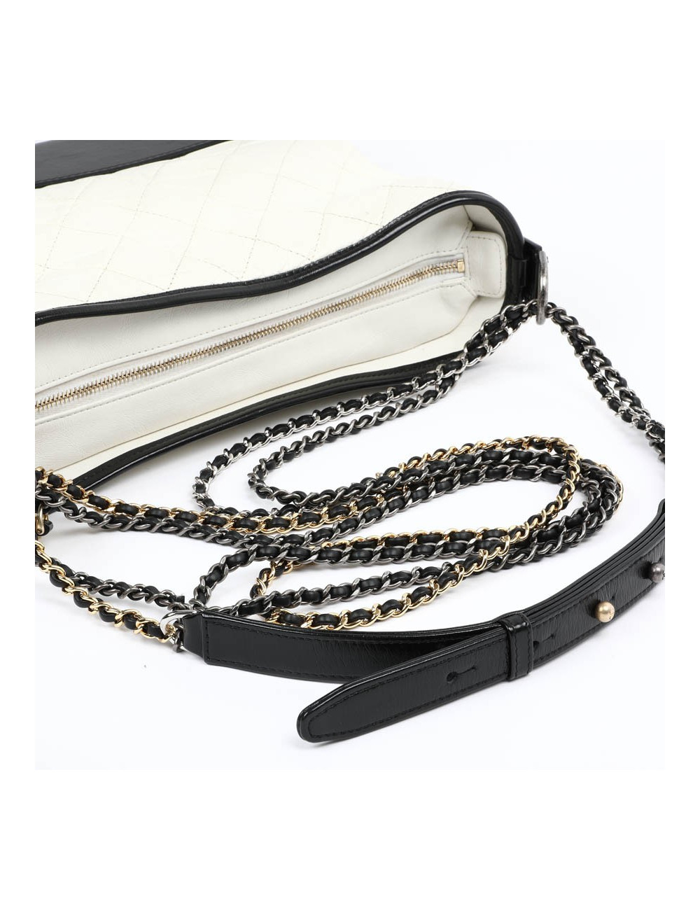 Sac CHANEL Gabrielle bicolore blanc et noir