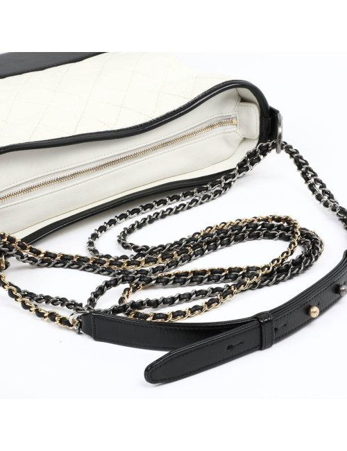 Sac CHANEL Gabrielle bicolore blanc et noir