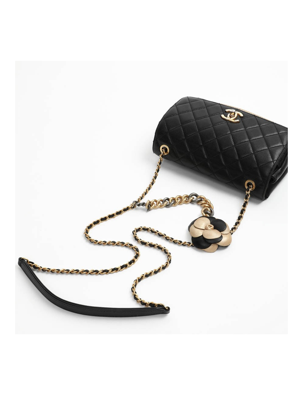 Petit sac CHANEL à rabat CHANEL