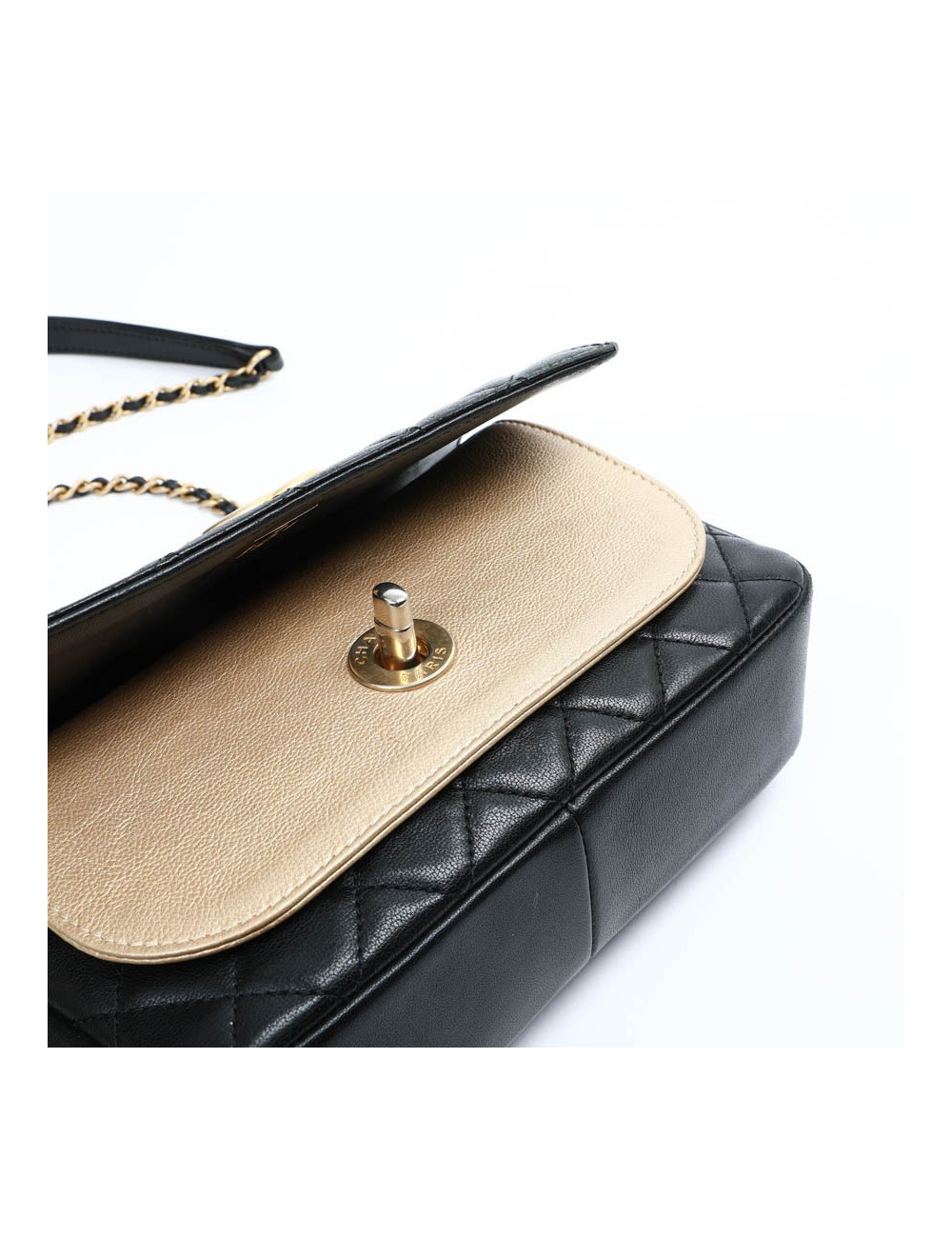 Petit sac CHANEL à rabat CHANEL