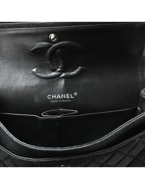 Timeless CHANEL vintage jersey noir