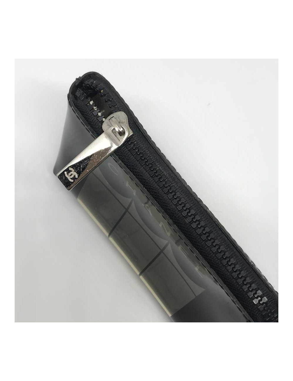 Trousse CHANEL  en plastique