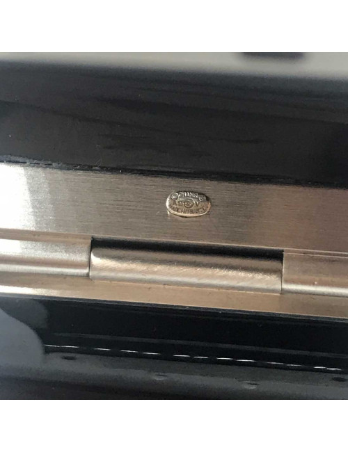 Manchette noire CHANEL