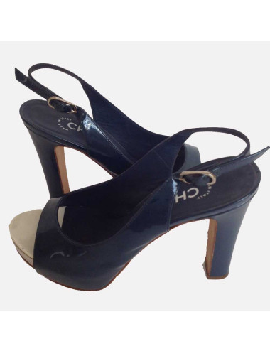 escarpins CHANEL t 37 cuir verni bleu