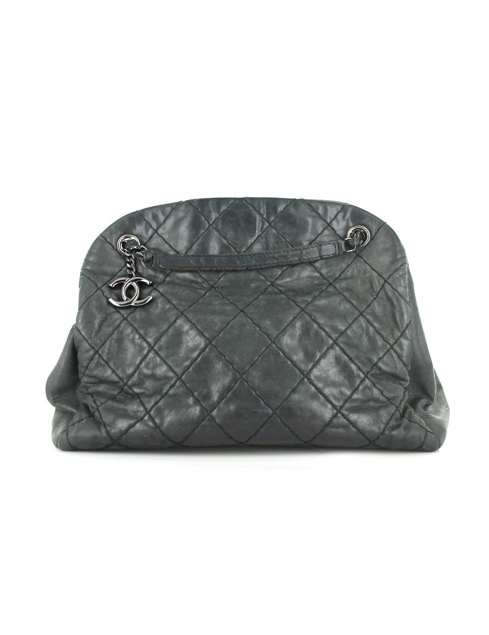 Sac CHANEL en cuir matelassé noir vieilli