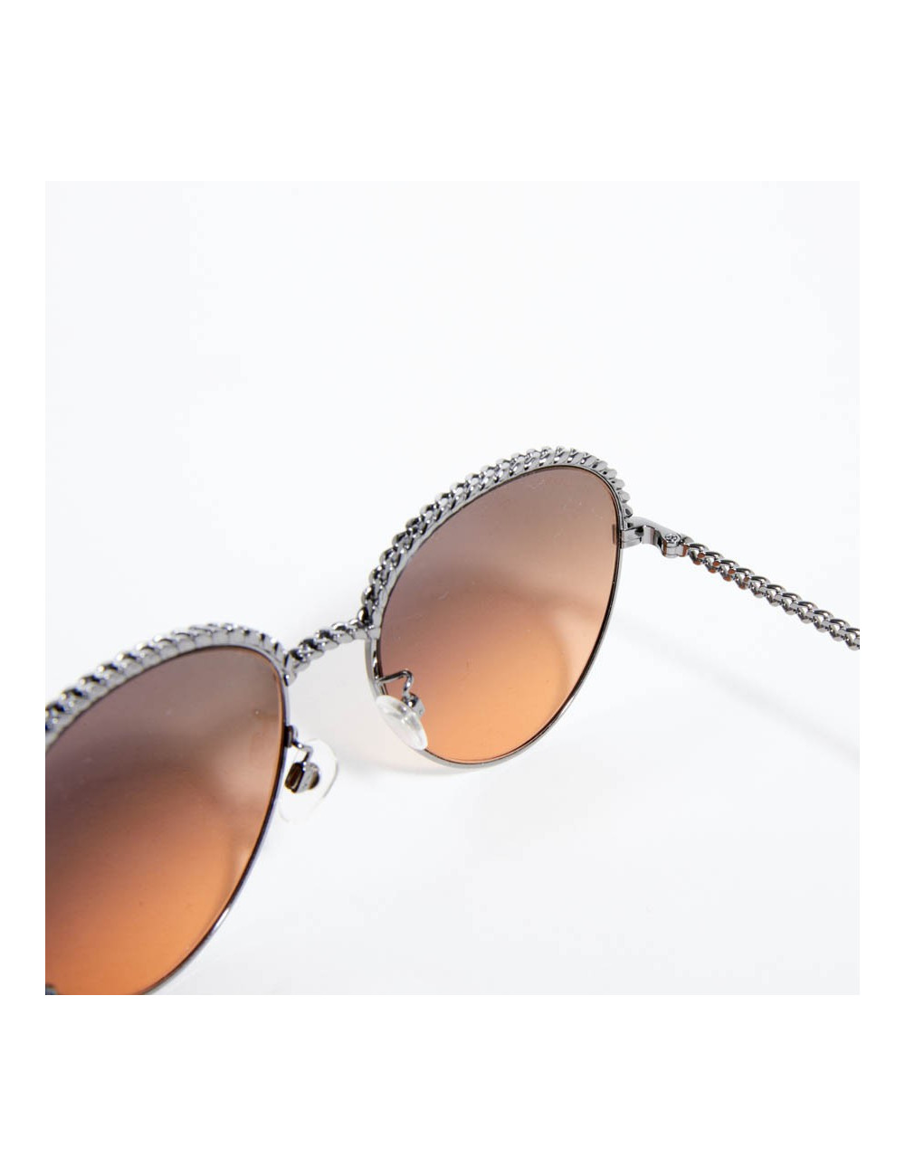 Lunettes de soleil CHANEL avec chaine amovible