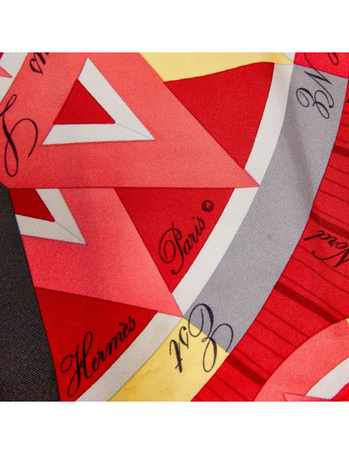 Foulard HERMES " La Rose des Vents"