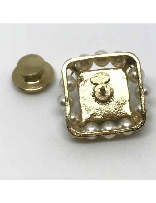 Pin's CHANEL