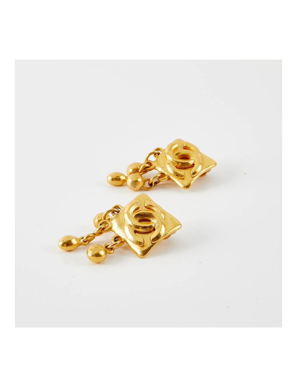 Boucles d'oreille CHANEL 