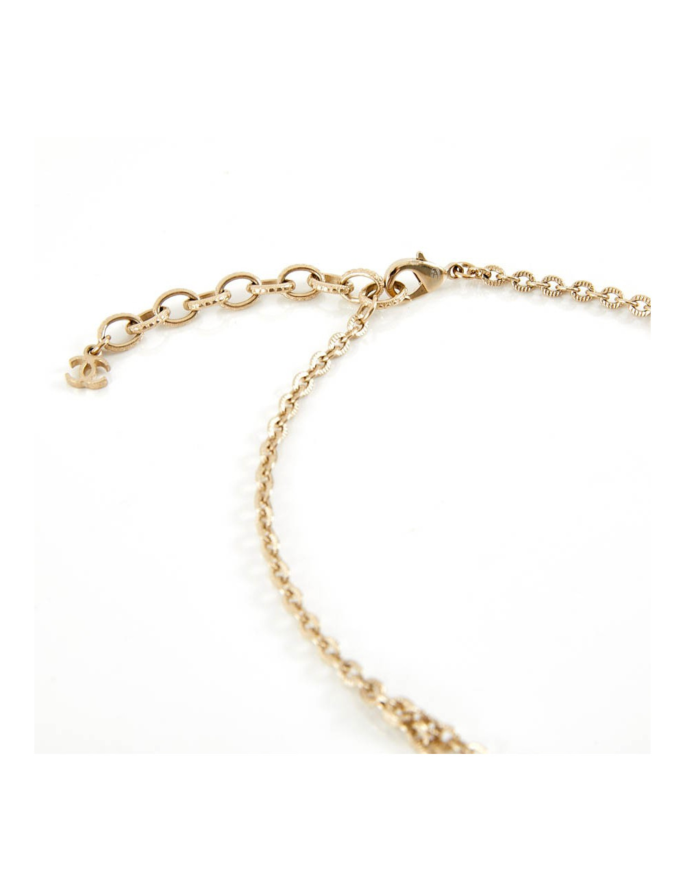 Pendentif CHANEL inclusion de CC