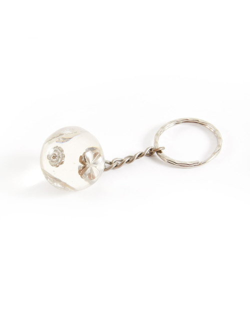 Porte-clefs CHANEL inclusion de charms