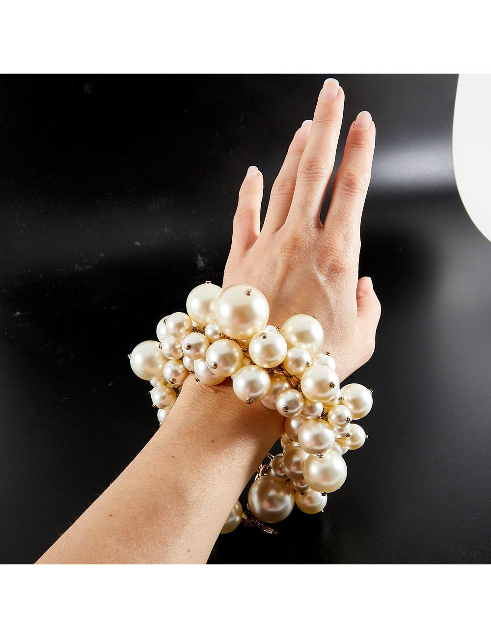 Bracelet CHANEL perles nacrées