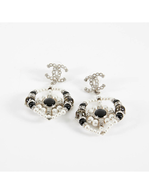 CHANEL clous pendants perles strass