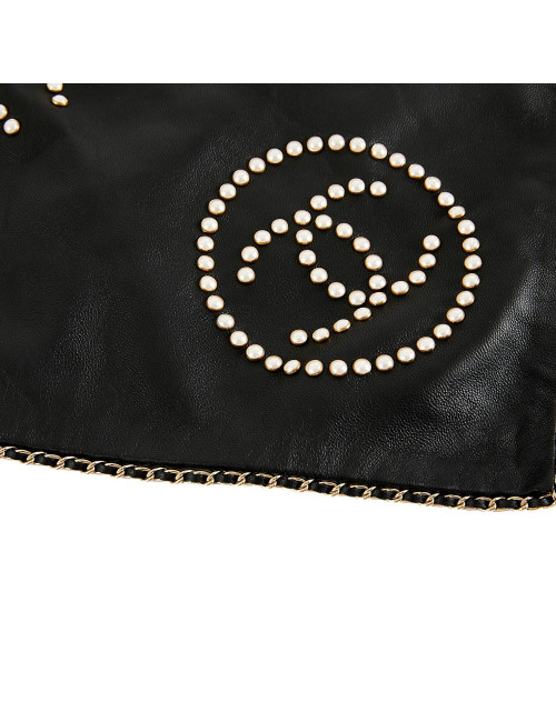 Foulard triangle CHANEL cuir noir