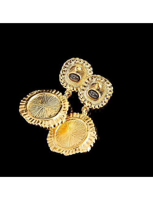 Clous pendants CHANEL dorés