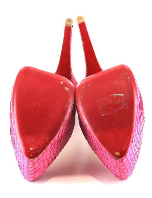 Escarpins CHRISTIAN LOUBOUTIN dafodile en python rose T 40