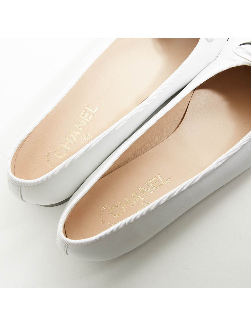 Ballerines CHANEL T40 cuir bicolore blanc et noir
