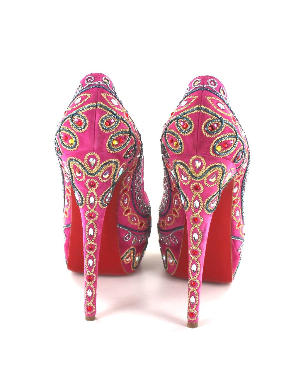 Escarpins CHRISTIAN LOUBOUTIN en veau velours rose avec broderies