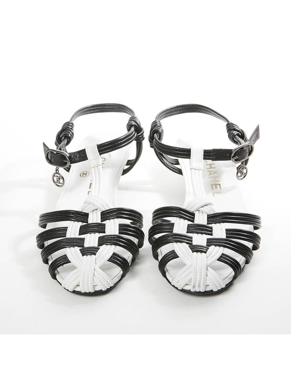 Sandales CHANEL T 36.5 noir et blanc