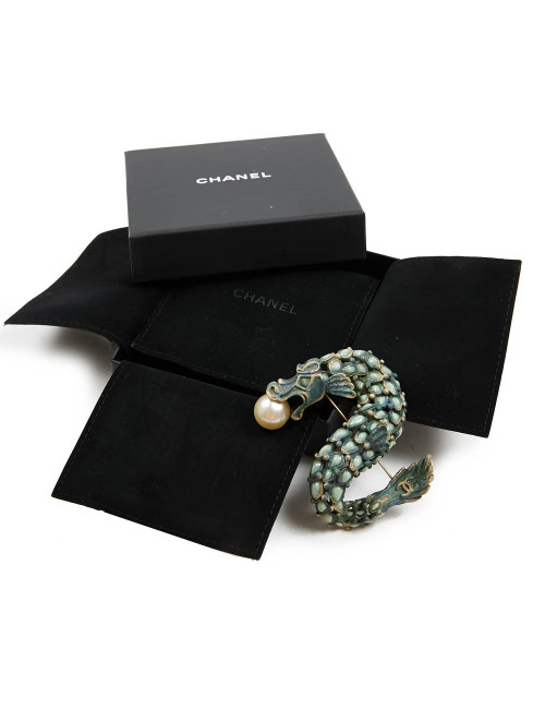 Paris Shanghai Broche CHANEL Collector