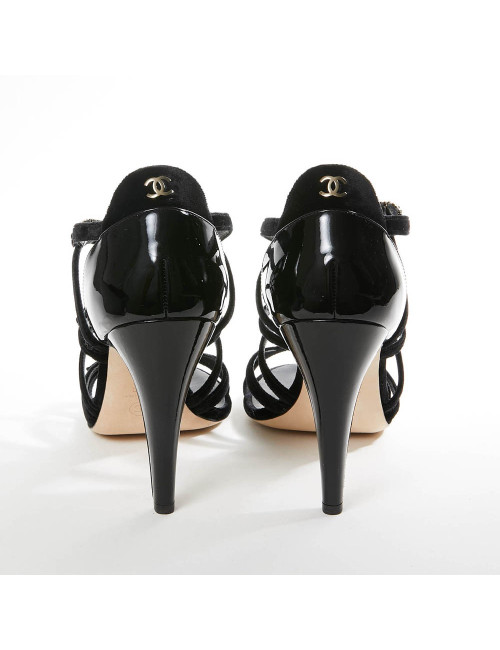 Escarpins CHANEL lanières velours et cuir verni