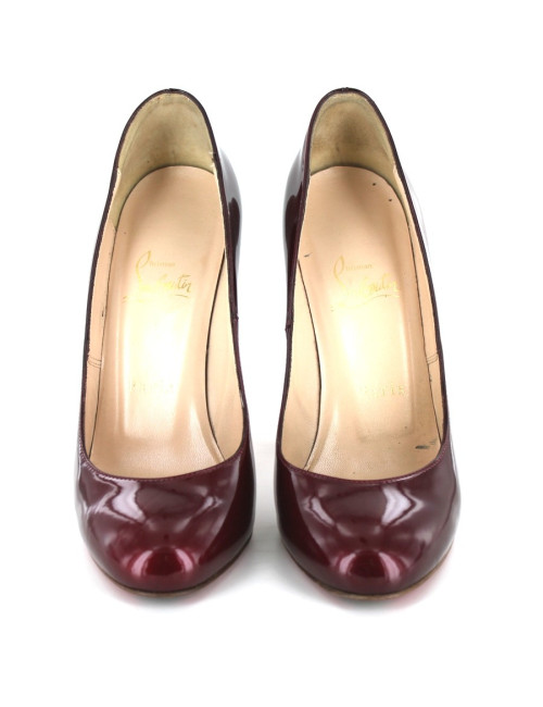 Escarpins CHRISTIAN LOUBOUTIN en cuir verni rouge
