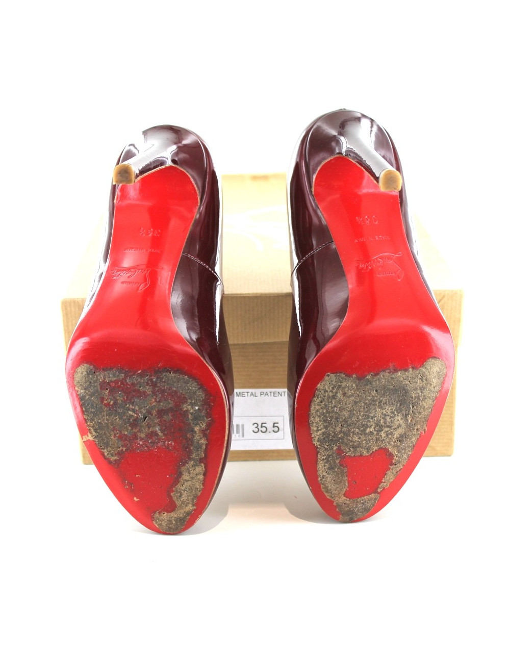 Escarpins CHRISTIAN LOUBOUTIN en cuir verni rouge