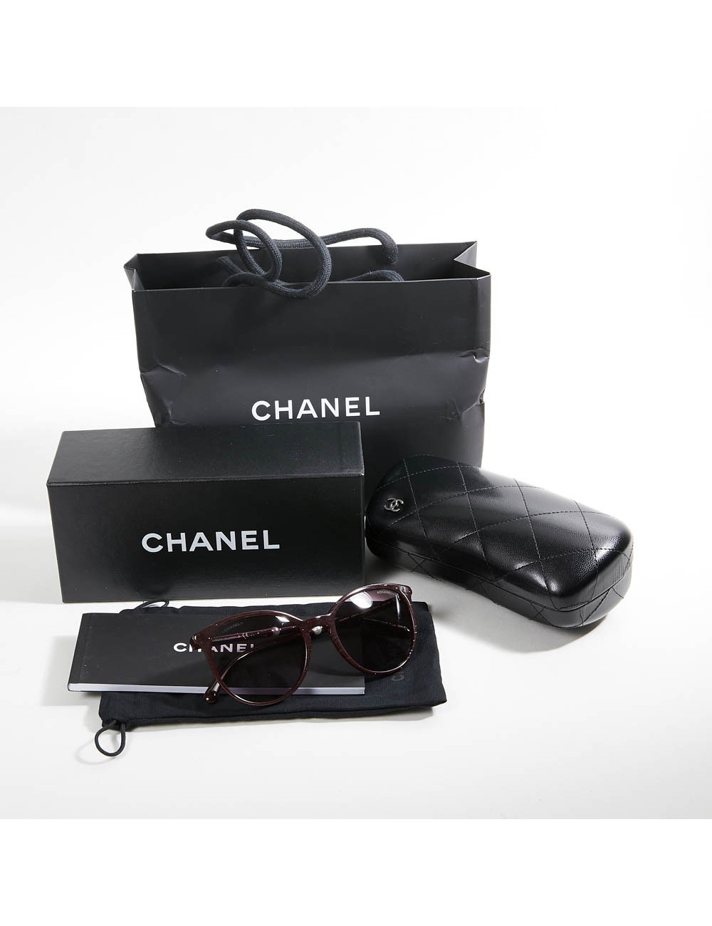 Lunettes de soleil CHANEL 