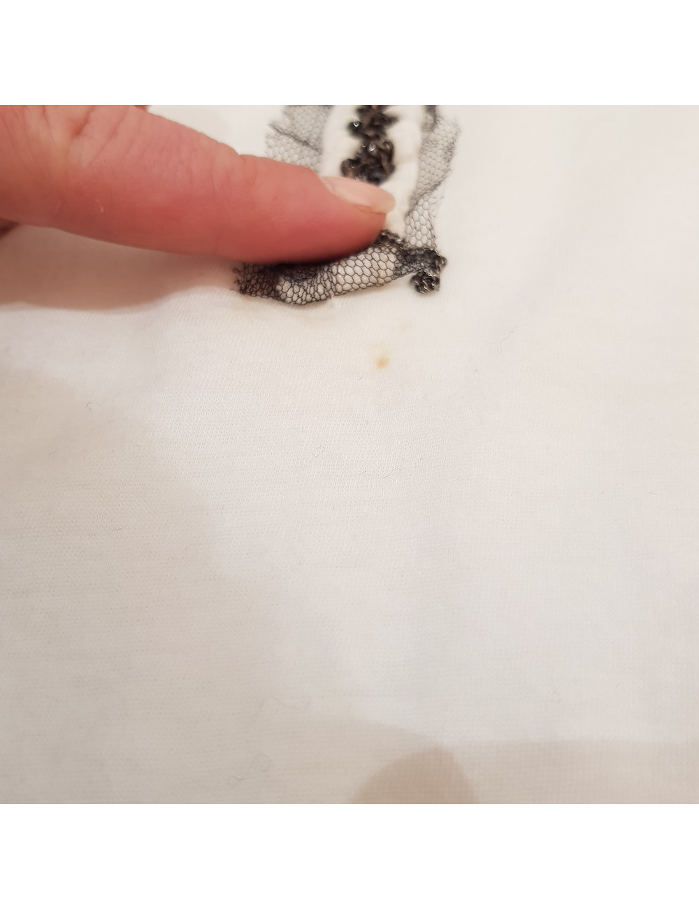 Chanel white cotton t-shirt with chains and rhinestones size 34FR