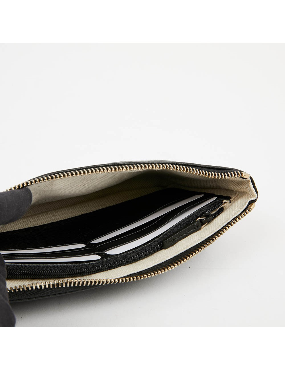 Pochette Soho GUCCI cuir grainé noir 