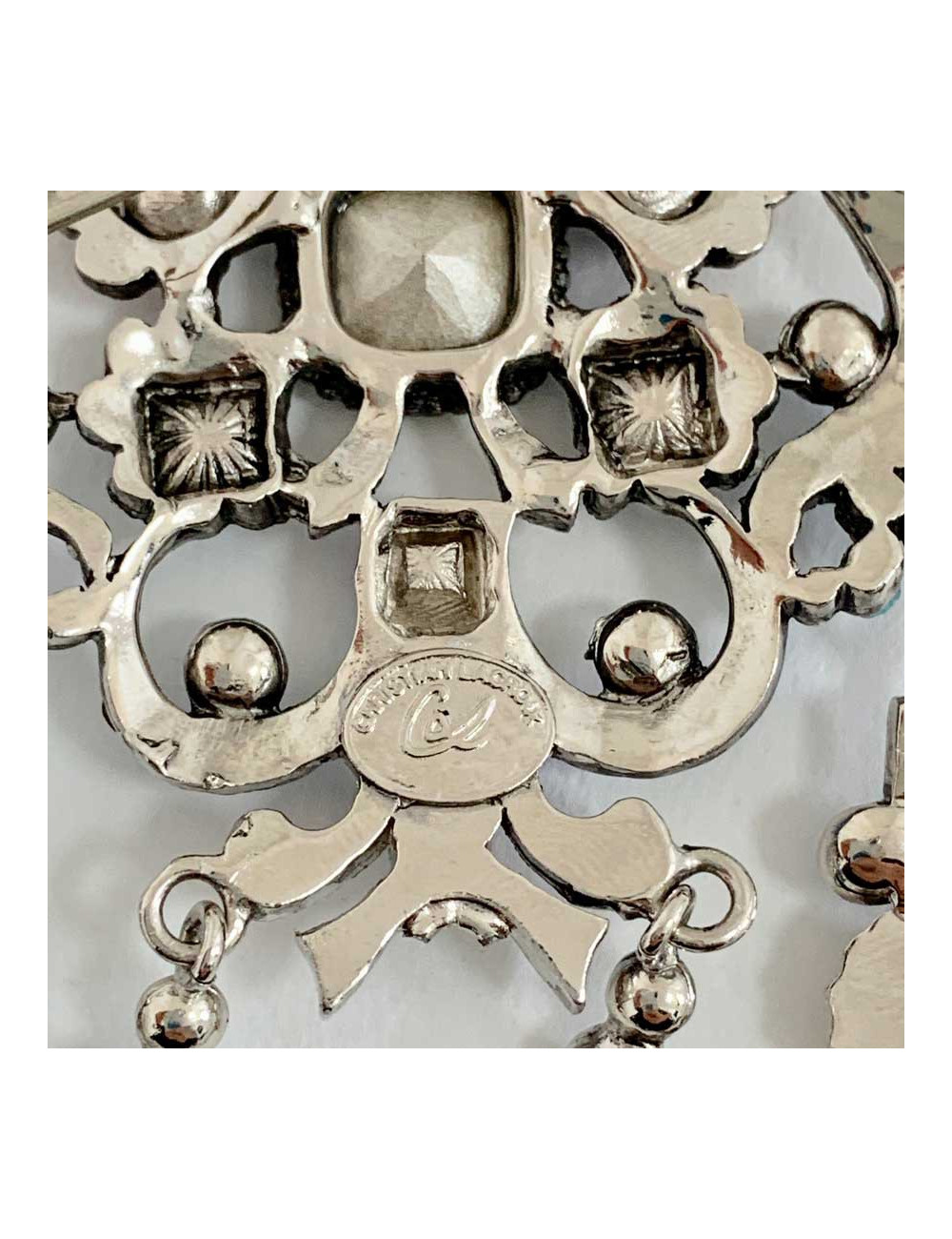 CHRISTIAN LACROIX Broche argent et strass