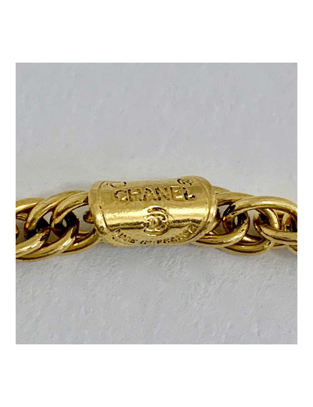 Long collier doré CHANEL CC strass vintage
