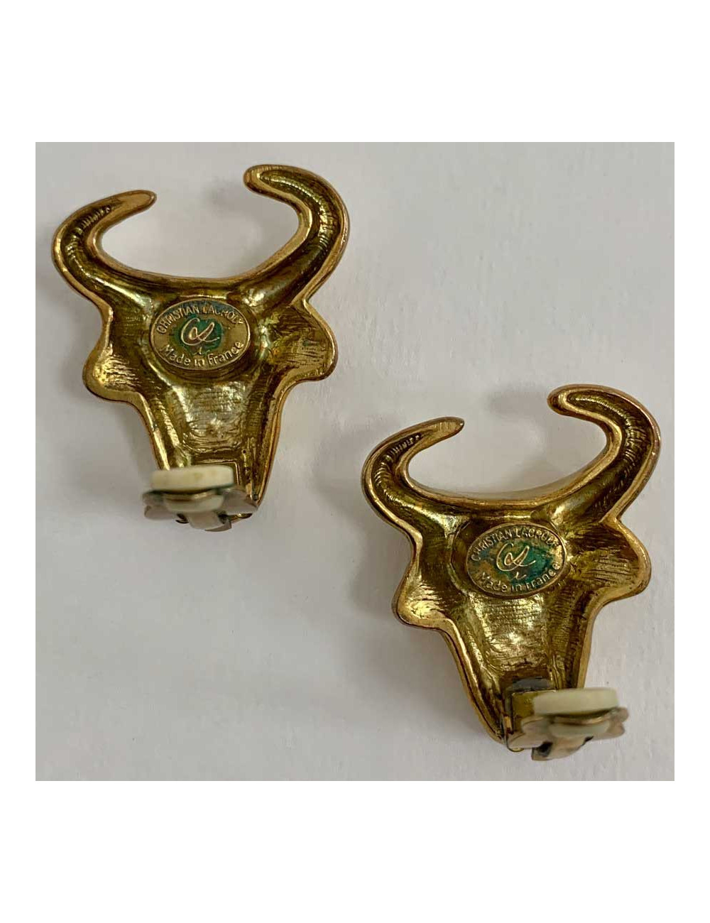 Boucles d'oreille vintage tete de taureau C LACROIX