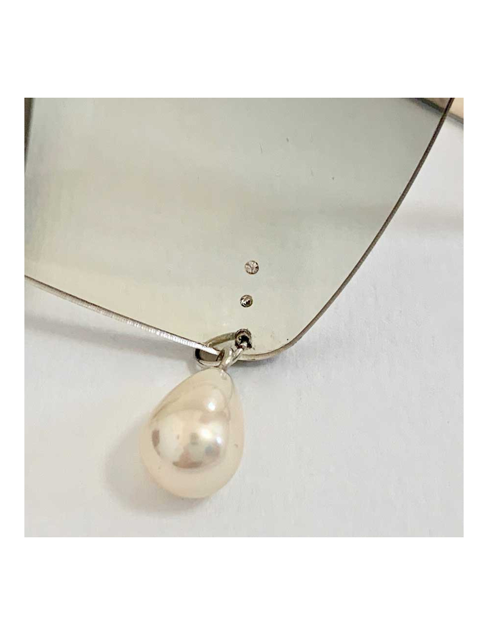 Solaires CHANEL perle