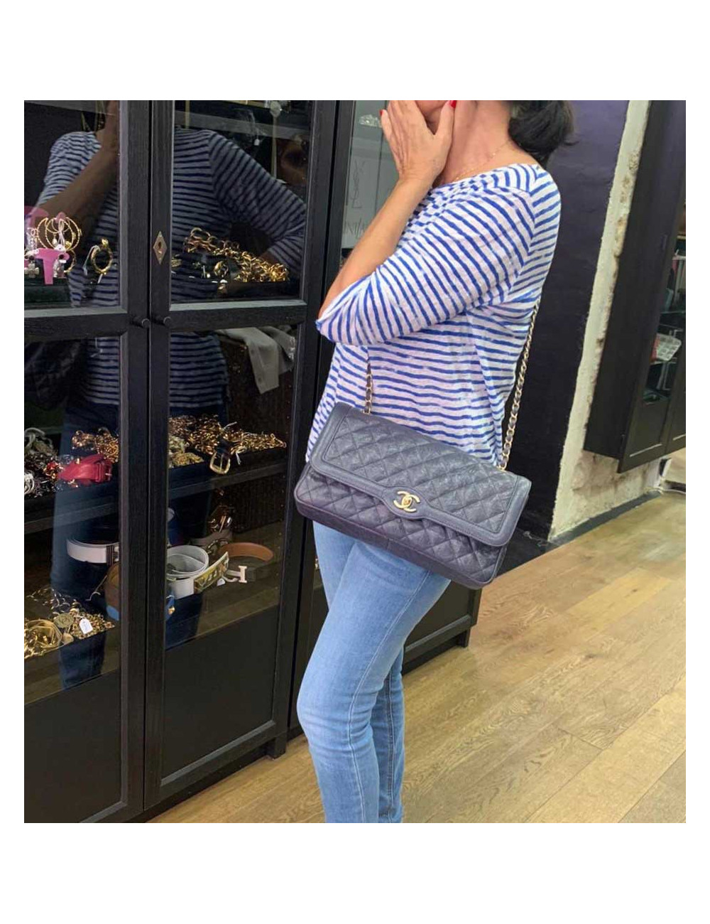 CHANEL Timeless cuir caviar bleu