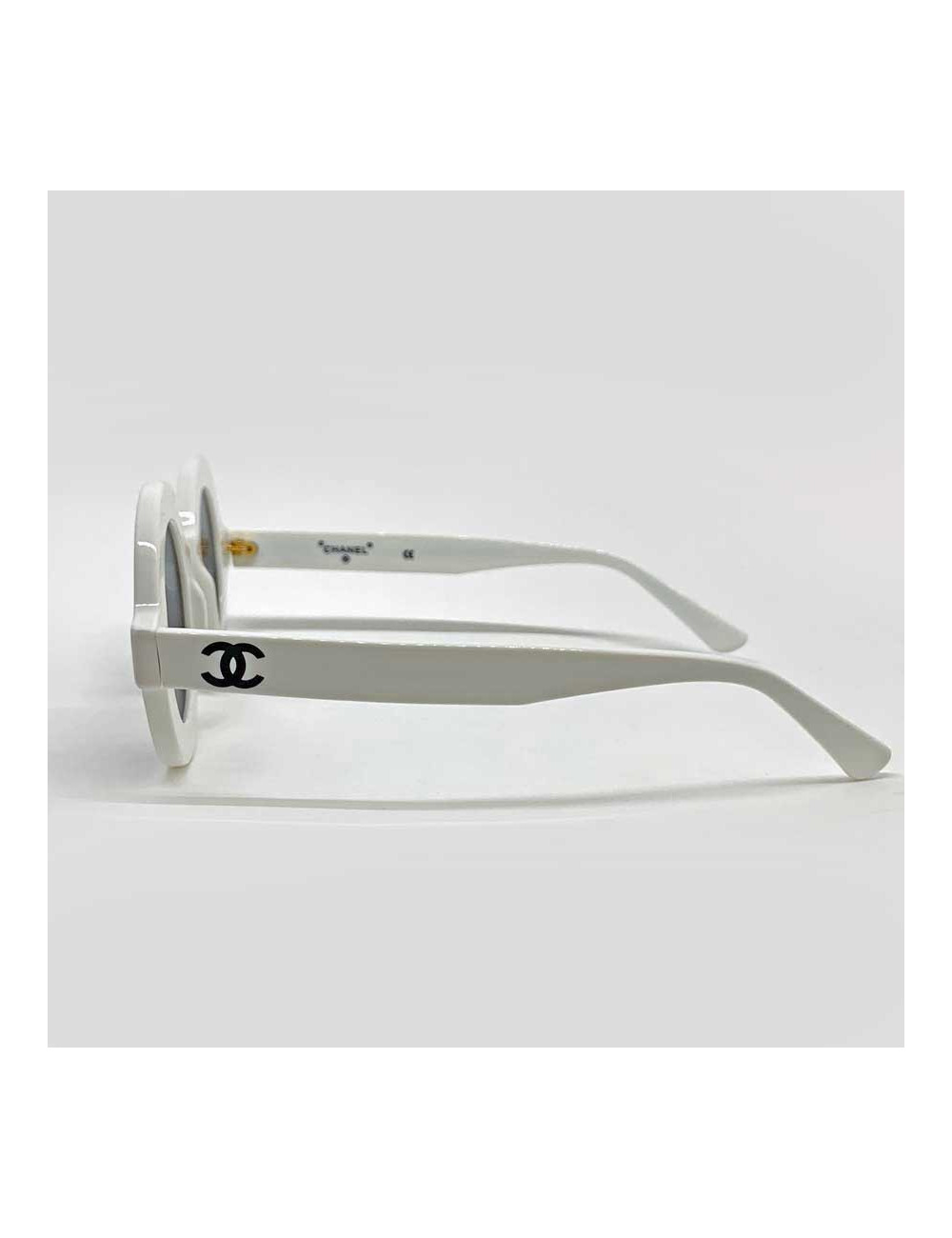 Lunettes de soleil CHANEL PARIS blanches
