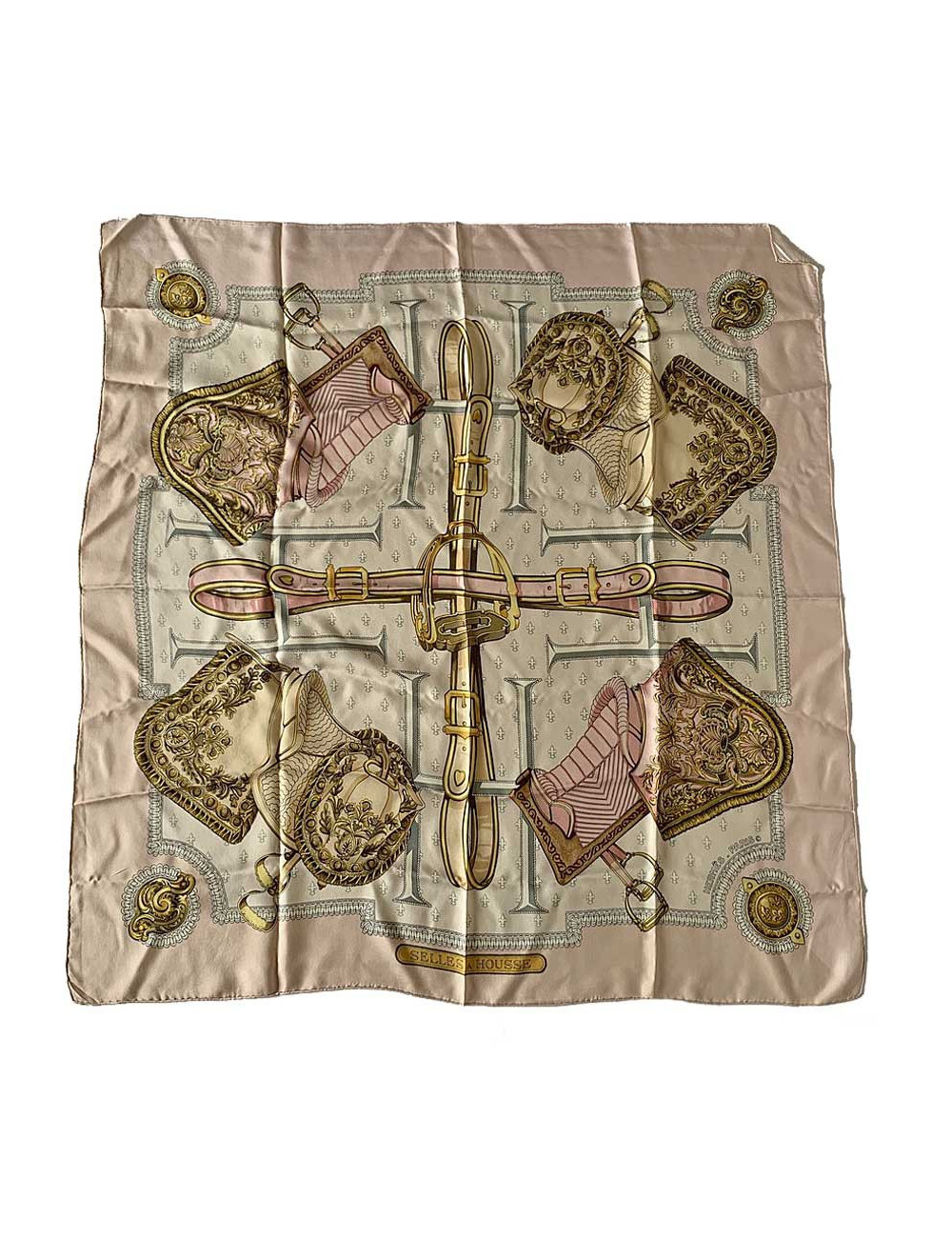 Carré HERMES  Selles à housse soie 100%