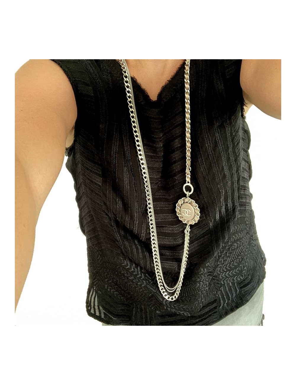 Sautoir CHANEL argent et cuir brun métallisé