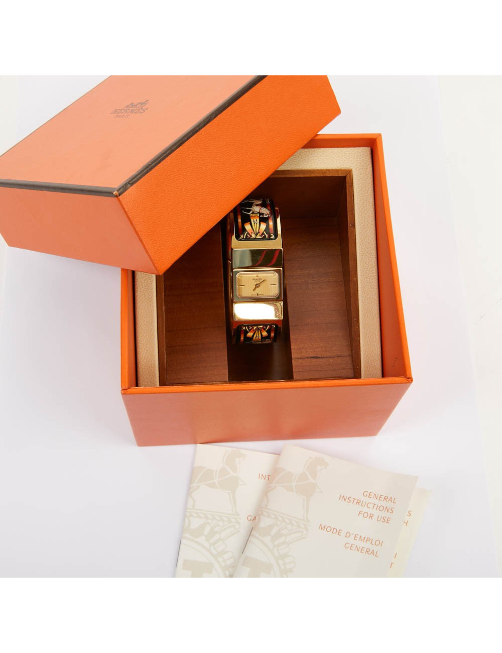 Montre loquet Clic Clac HERMES émail et doré