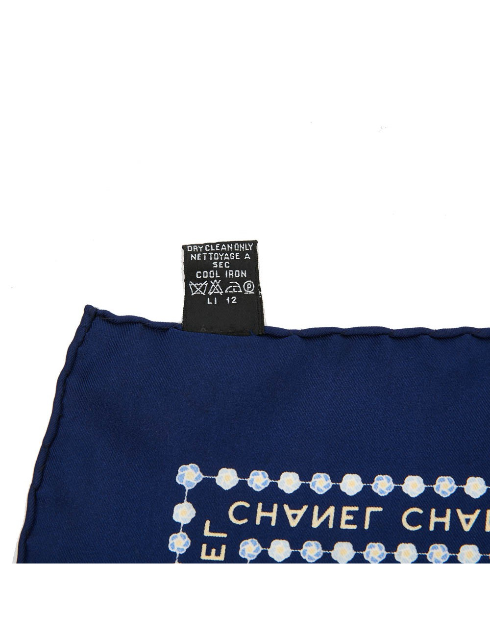 Foulard CHANEL soie CC bleue